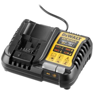 Incarcator compact slim acumulatori DeWALT DCB1104 XR compatibilitate multipla, incarca toate bateriile DeWALT de 10,8V, 12V, 14,4V și 18V XR Li-Ion, sistem de incarcare în 2...